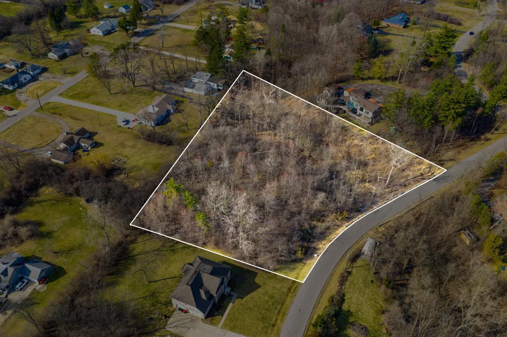 25099 Edgemont Drive Southfield, MI 48033