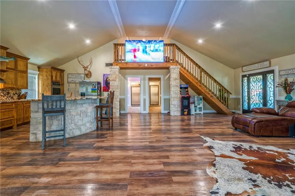 7084 Bartosch Robstown, TX 78380