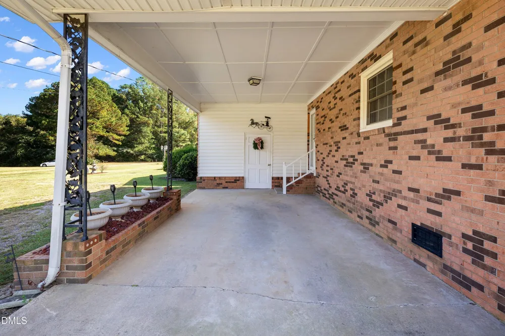 9759 Nash Street Middlesex, NC 27557
