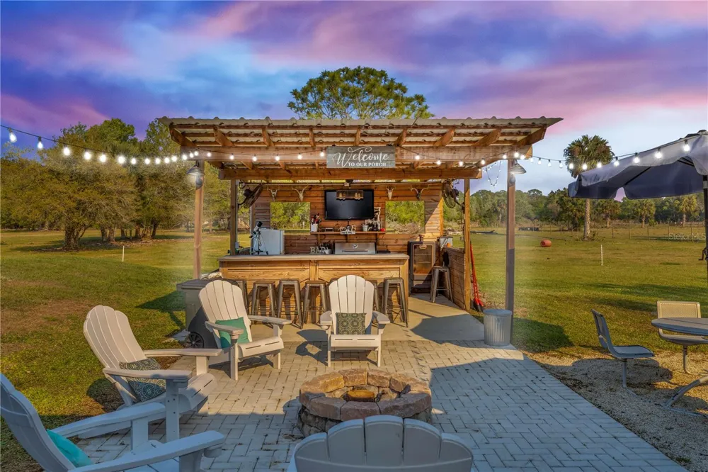 171 RIVER OAKS DRIVE Osteen, FL 32764