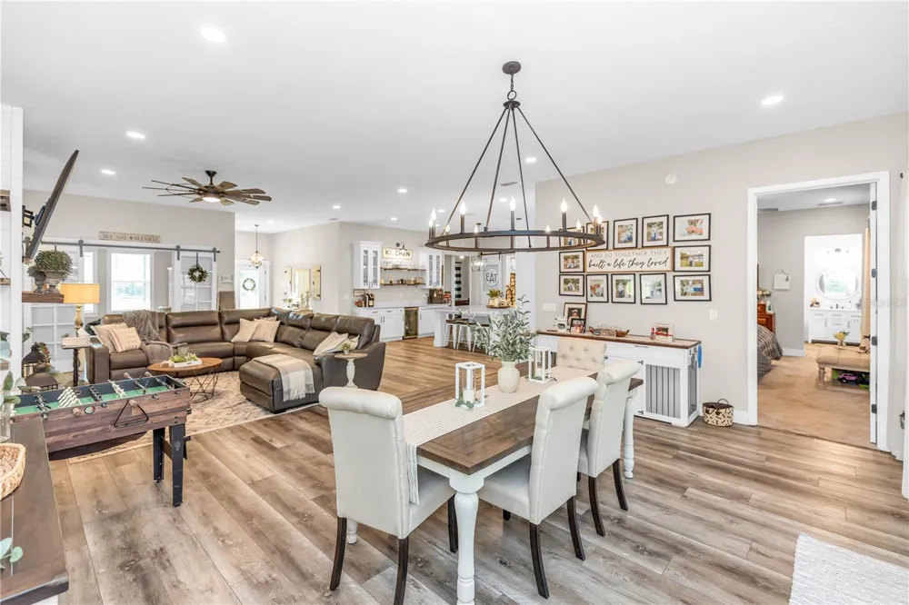 171 RIVER OAKS DRIVE Osteen, FL 32764