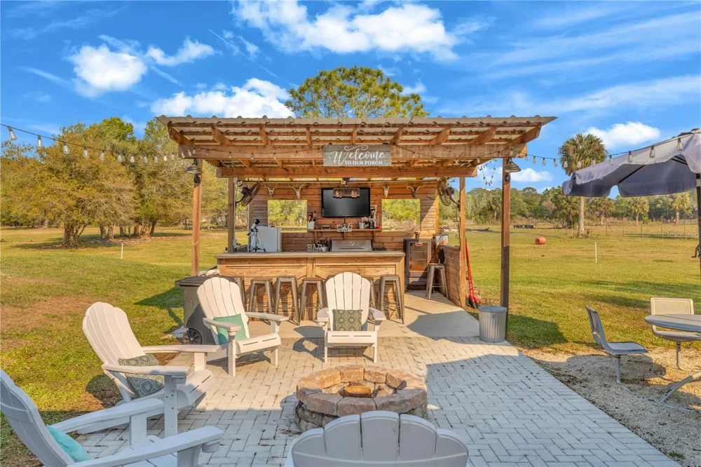 171 RIVER OAKS DRIVE Osteen, FL 32764