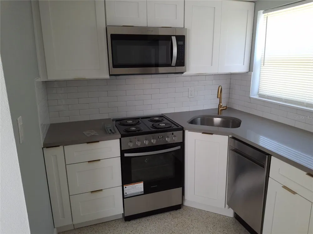 11355 3RD STREET E Treasure Island, FL 33706