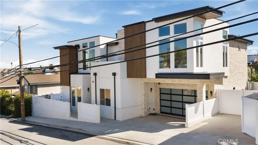 902 Green Redondo Beach, CA 90278