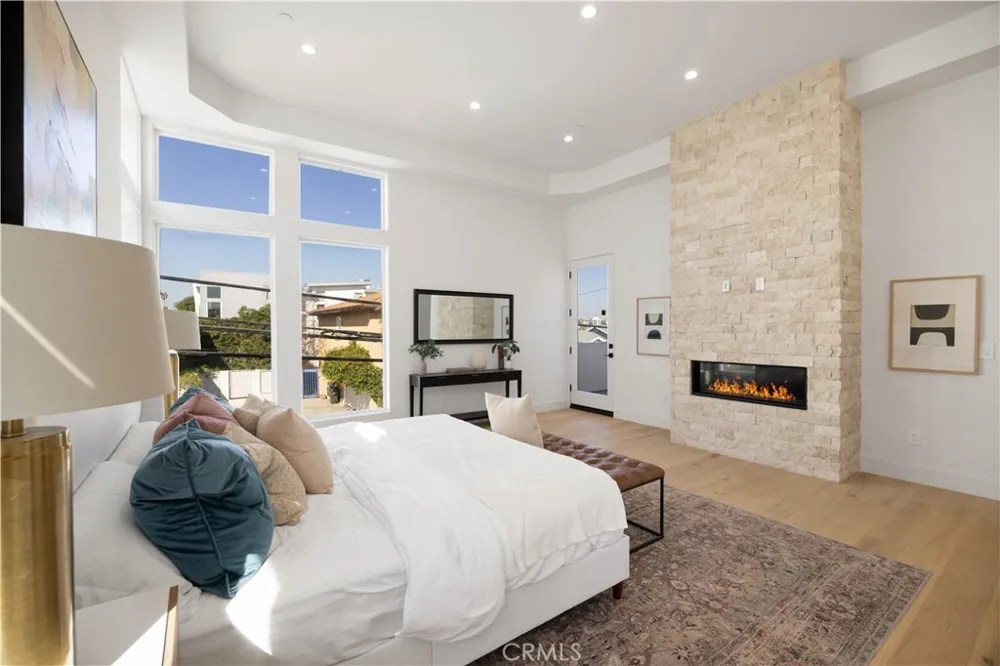 902 Green Redondo Beach, CA 90278