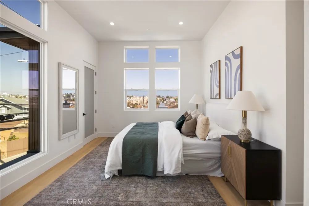 902 Green Redondo Beach, CA 90278