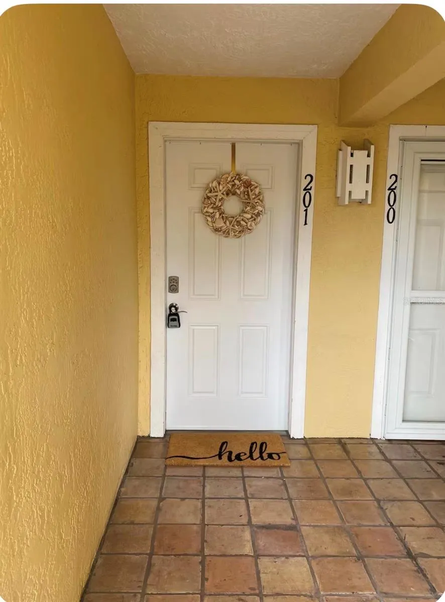 1125 PINELLAS BAYWAY S #201 furnished St Petersburg, FL 33715