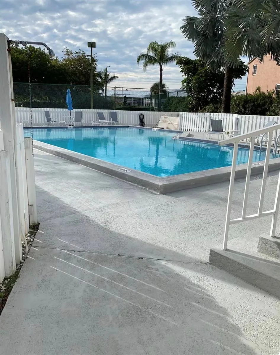 1125 PINELLAS BAYWAY S #201 furnished St Petersburg, FL 33715