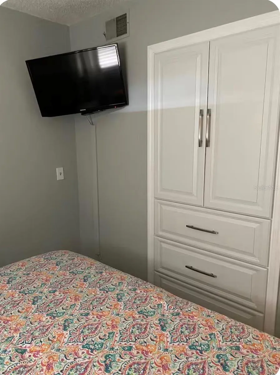 1125 PINELLAS BAYWAY S #201 furnished St Petersburg, FL 33715