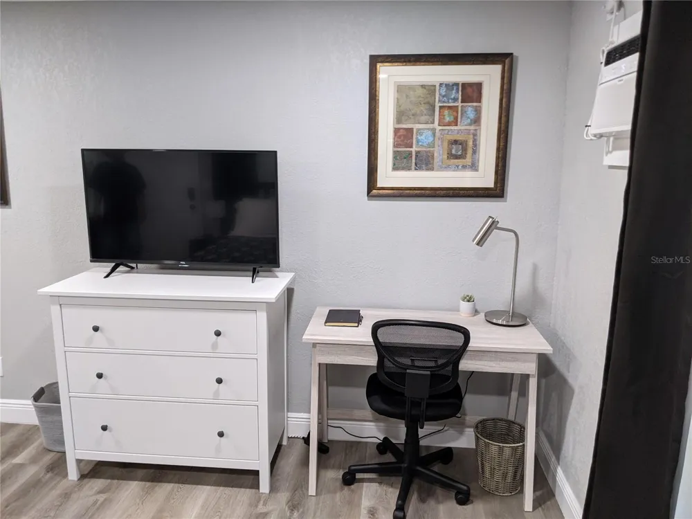 4538 W MINNEHAHA STREET #B Tampa, FL 33614