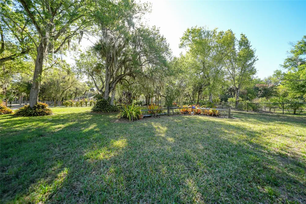 12222 SW AUSTIN AVENUE Lake Suzy, FL 34269