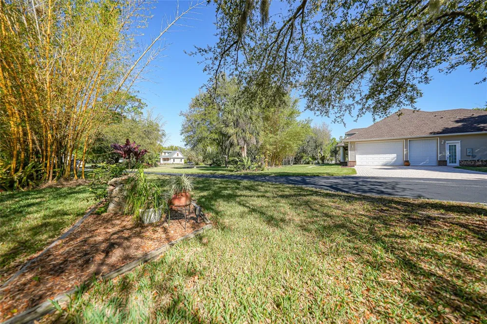 12222 SW AUSTIN AVENUE Lake Suzy, FL 34269