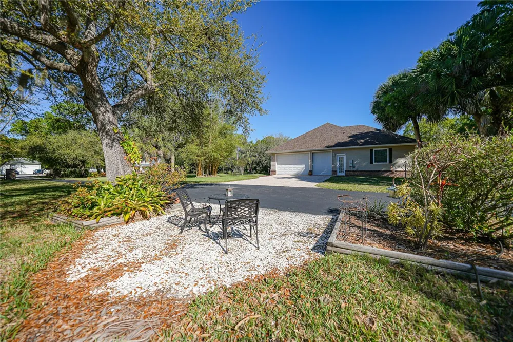 12222 SW AUSTIN AVENUE Lake Suzy, FL 34269