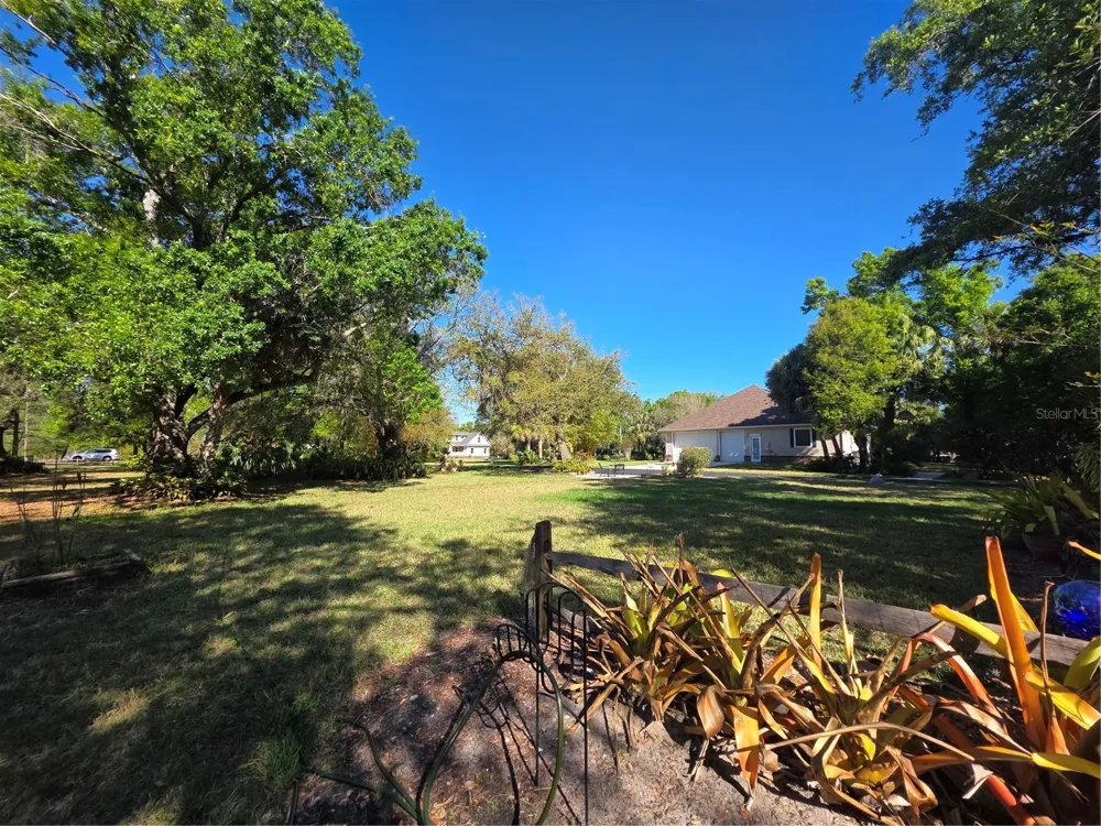 12222 SW AUSTIN AVENUE Lake Suzy, FL 34269