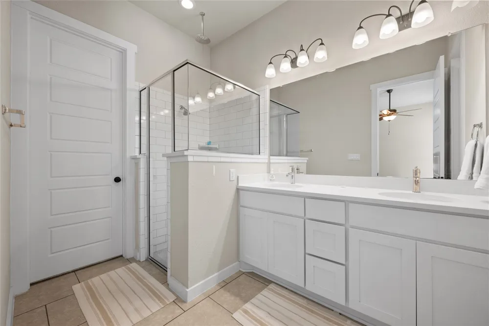 1182 Grant Wood Avenue Driftwood, TX 78619
