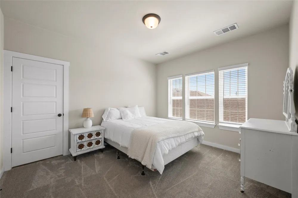 1182 Grant Wood Avenue Driftwood, TX 78619