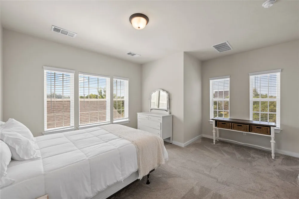 1182 Grant Wood Avenue Driftwood, TX 78619