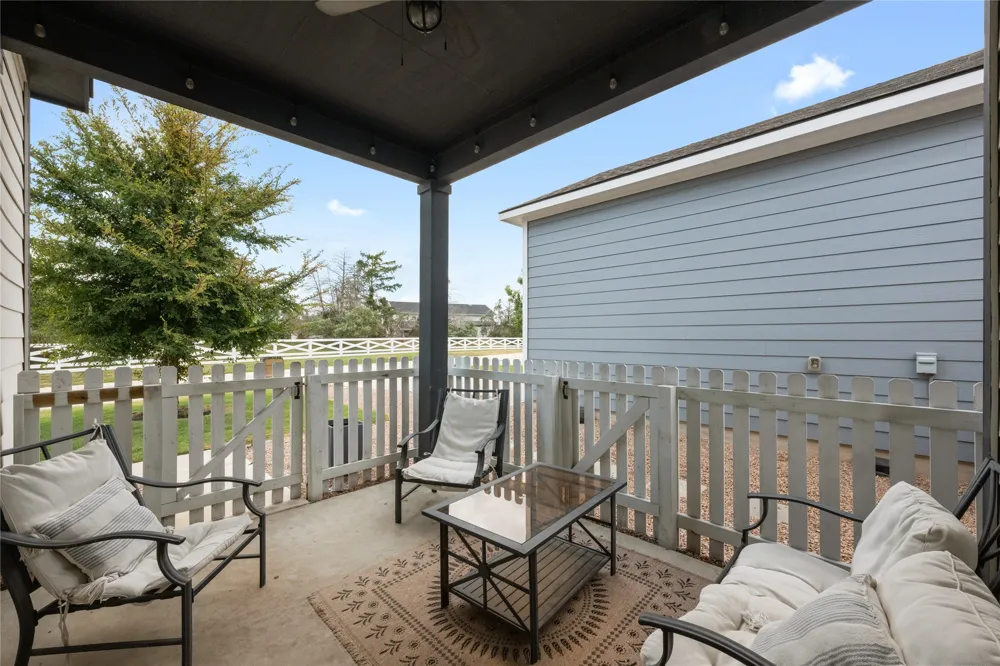 1182 Grant Wood Avenue Driftwood, TX 78619