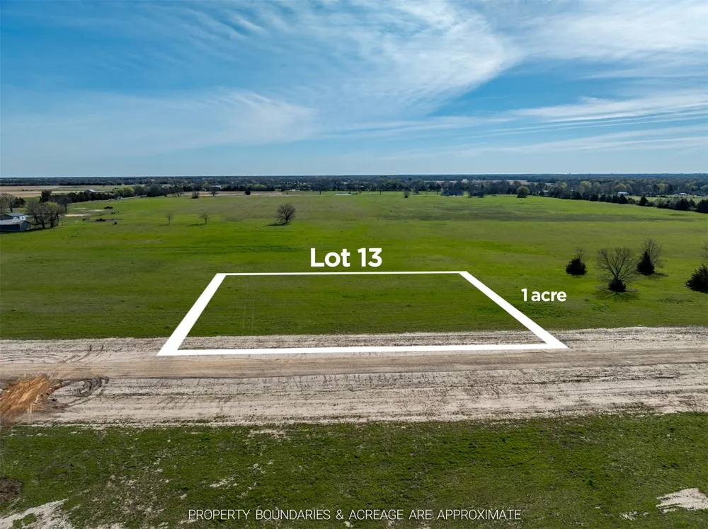 199 Private Road 33263 Sumner, TX 75486