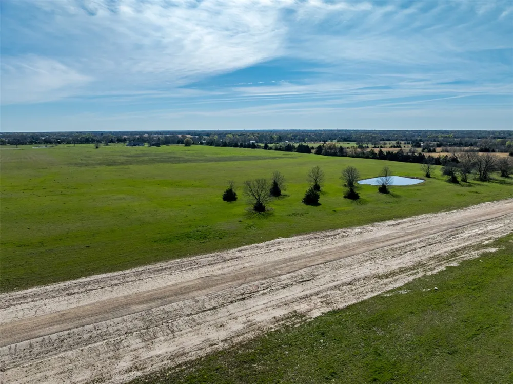 235 Private Road 33263 Sumner, TX 75486