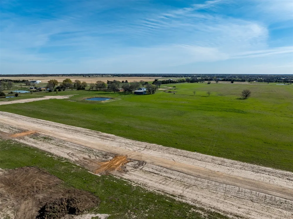 161 Private Road 33263 Sumner, TX 75486