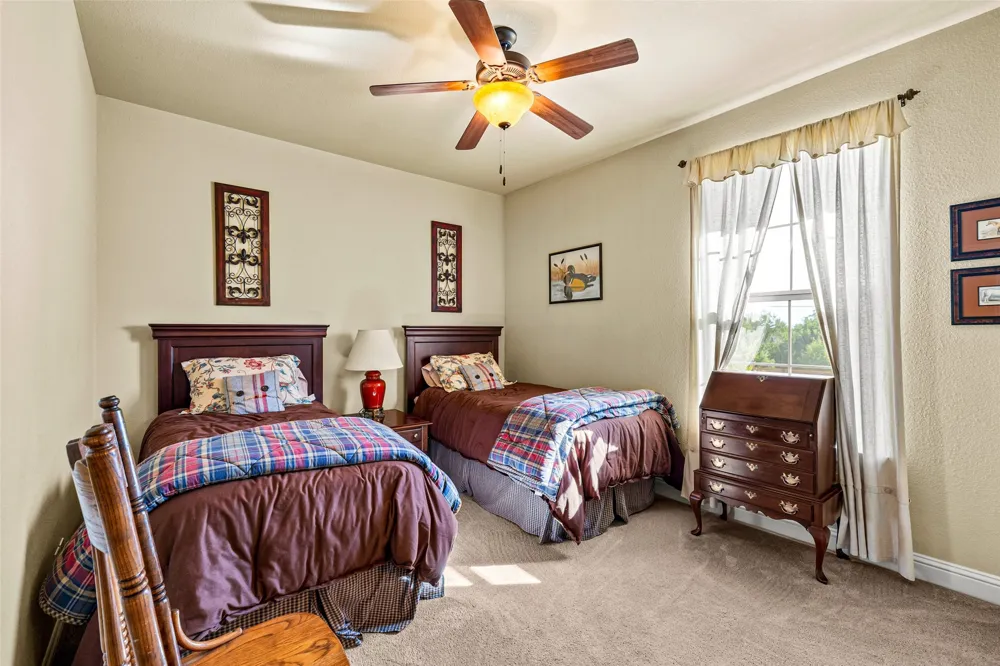 1177 Ronald Road Glen Rose, TX 76043