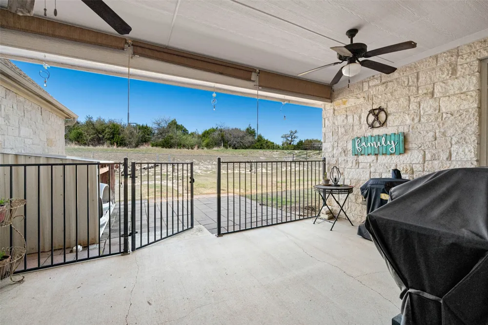 1177 Ronald Road Glen Rose, TX 76043