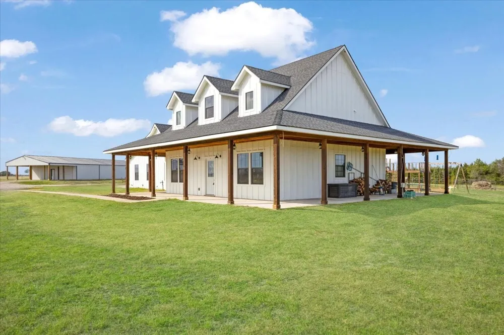 836 Fm-2068 Klondike, TX 75448