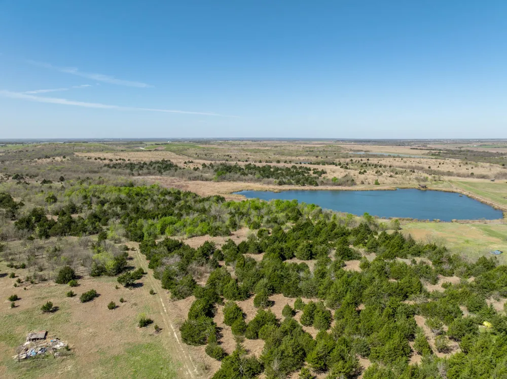 930 Lakeside Drive Avalon, TX 76623