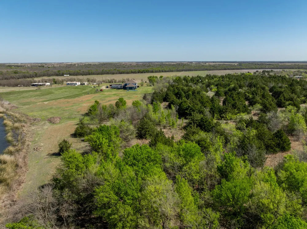 930 Lakeside Drive Avalon, TX 76623