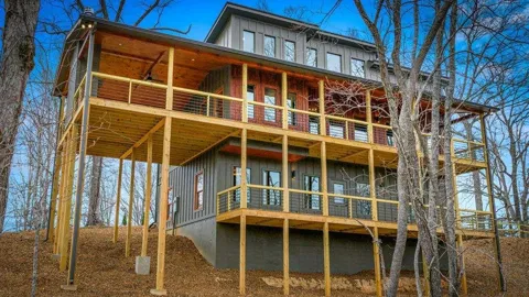 416 Windy Valley Trail
