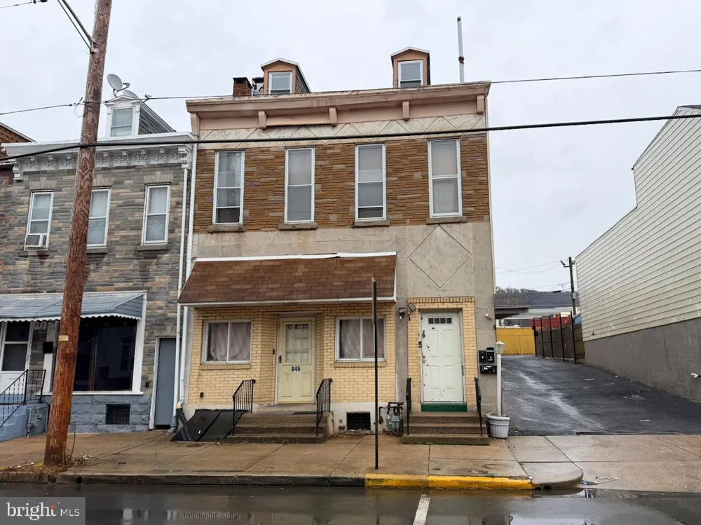 845 8TH STREET Reading, PA 19604