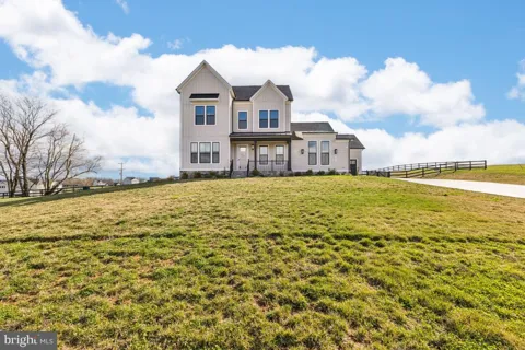 38732 SILVER KING CIRCLE