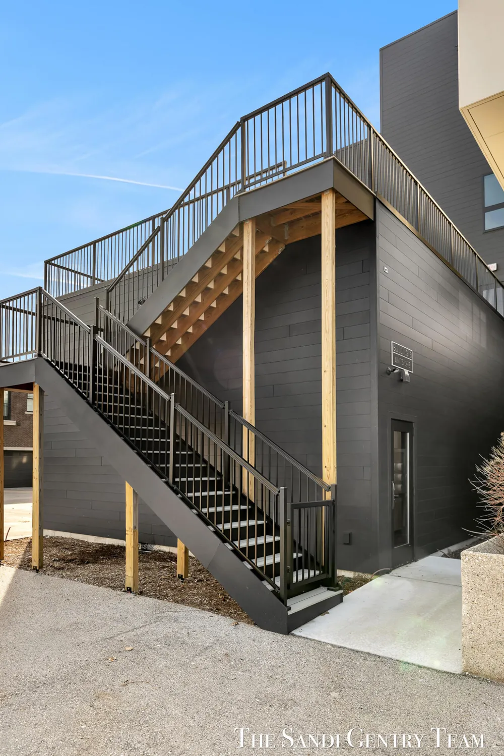300 Washington Avenue #Unit 16 Grand Haven, MI 49417