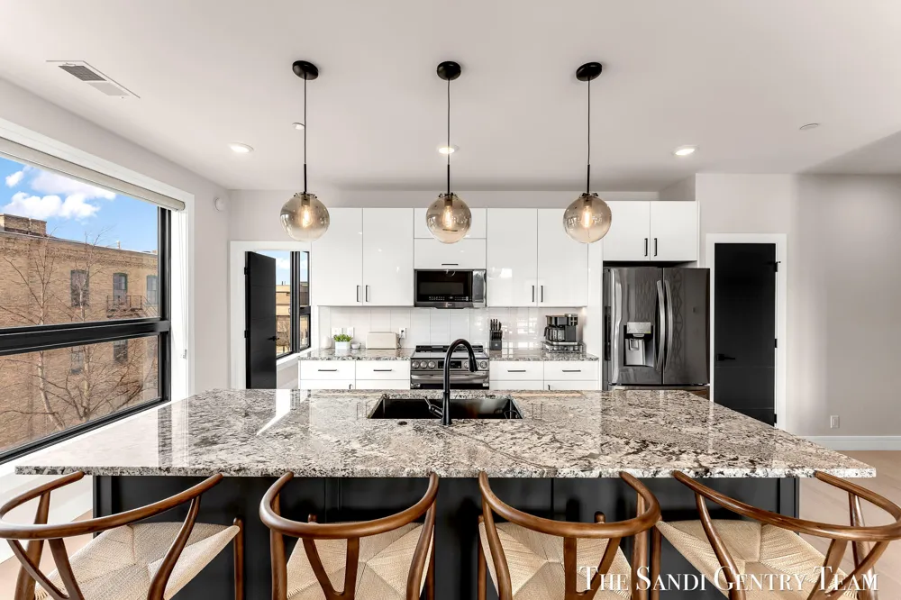 300 Washington Avenue #Unit 16 Grand Haven, MI 49417