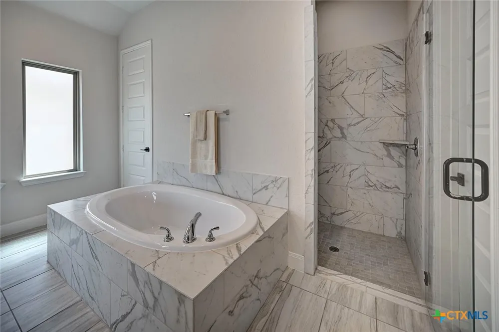 24118 Sidehill Lie San Antonio, TX 78261