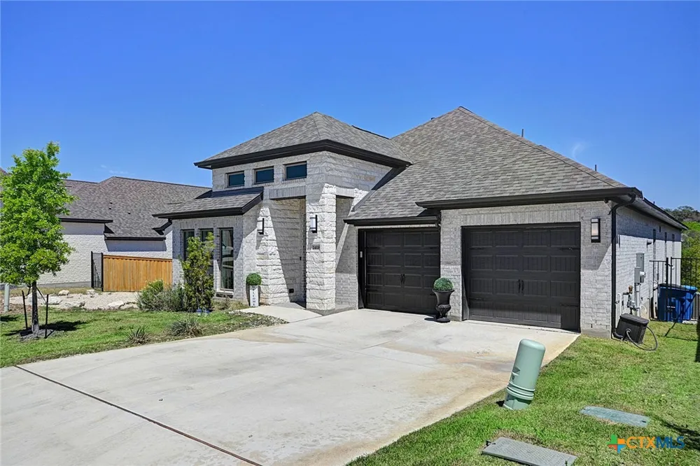 24118 Sidehill Lie San Antonio, TX 78261