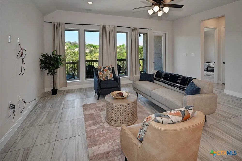 24118 Sidehill Lie San Antonio, TX 78261