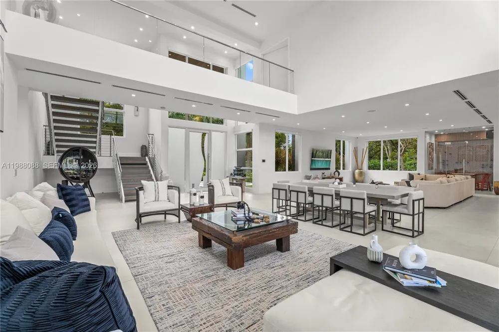 6285 Old Cutler Rd Pinecrest, FL 33156