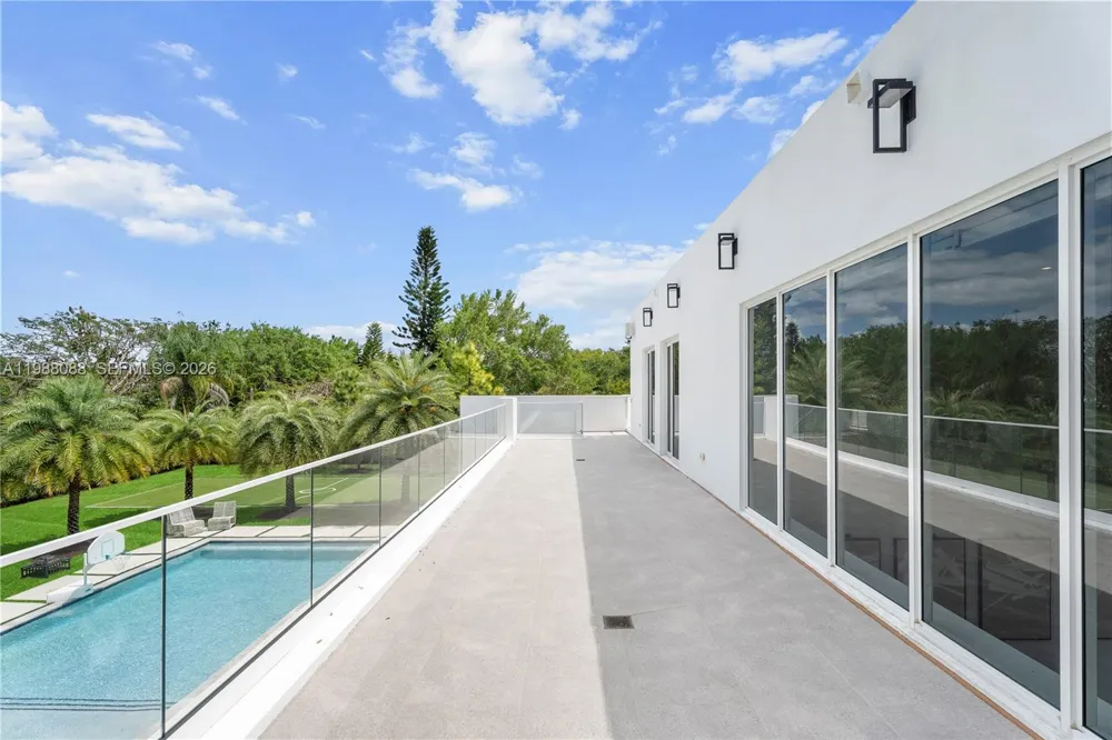 6285 Old Cutler Rd Pinecrest, FL 33156