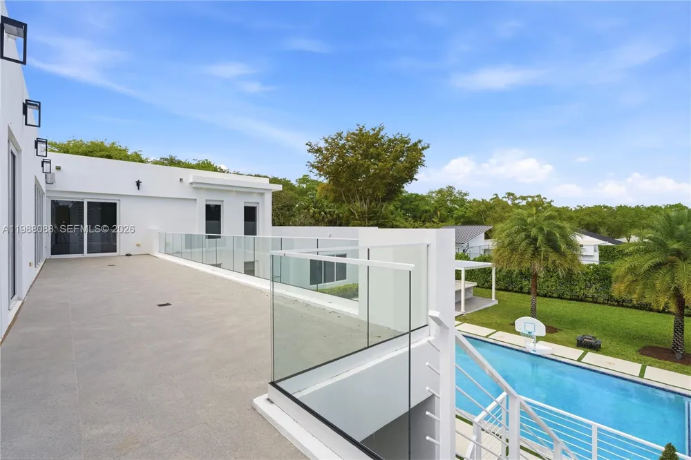 6285 Old Cutler Rd Pinecrest, FL 33156