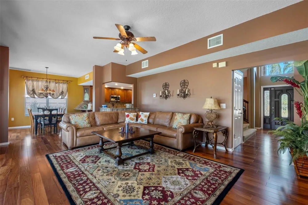 1872 EAGLE TRACE BOULEVARD Palm Harbor, FL 34685