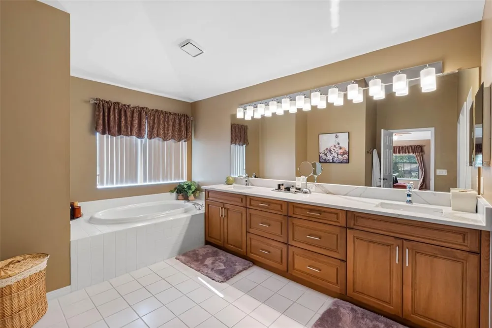 1872 EAGLE TRACE BOULEVARD Palm Harbor, FL 34685