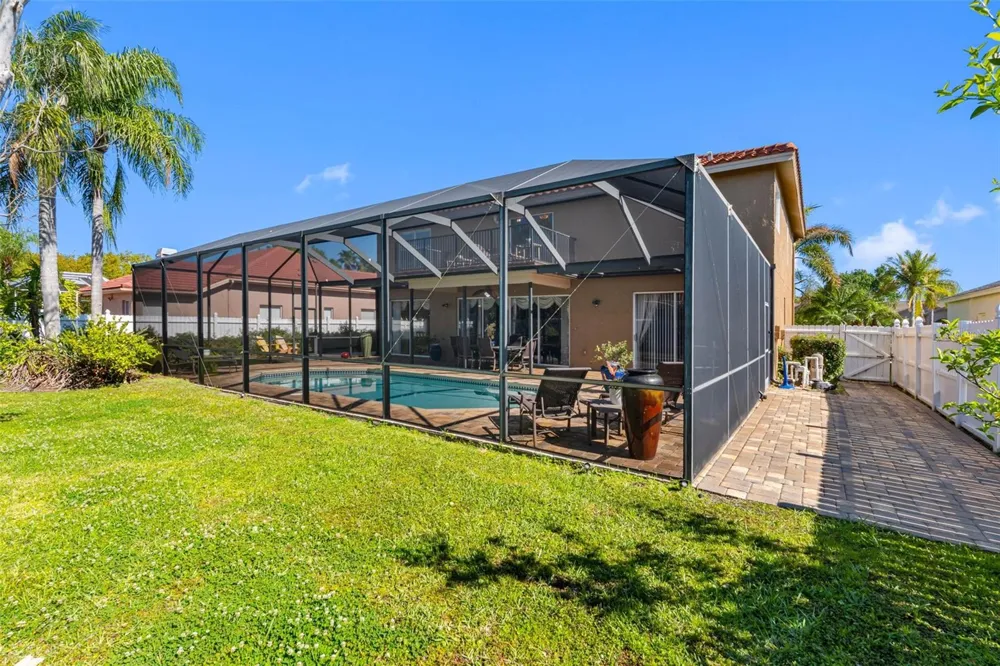 1872 EAGLE TRACE BOULEVARD Palm Harbor, FL 34685
