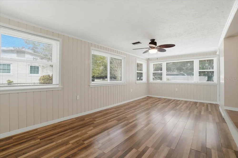 3022 HICKORY STREET NW Winter Haven, FL 33881