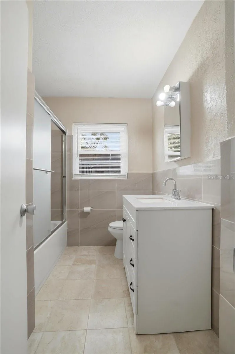 3022 HICKORY STREET NW Winter Haven, FL 33881
