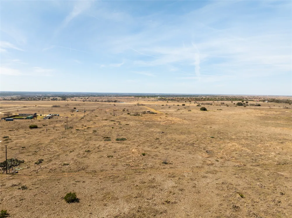 2700 County Road 214 Bertram, TX 78605