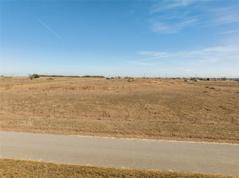2700 County Road 214 Bertram, TX 78605