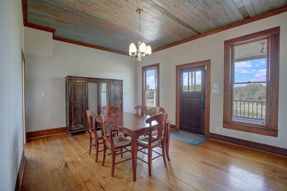 11228 Parsons Road Manor, TX 78653