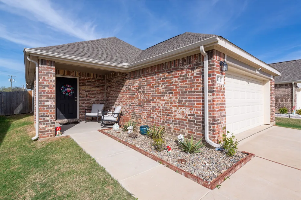 431 Woodhouse Way Everman, TX 76140